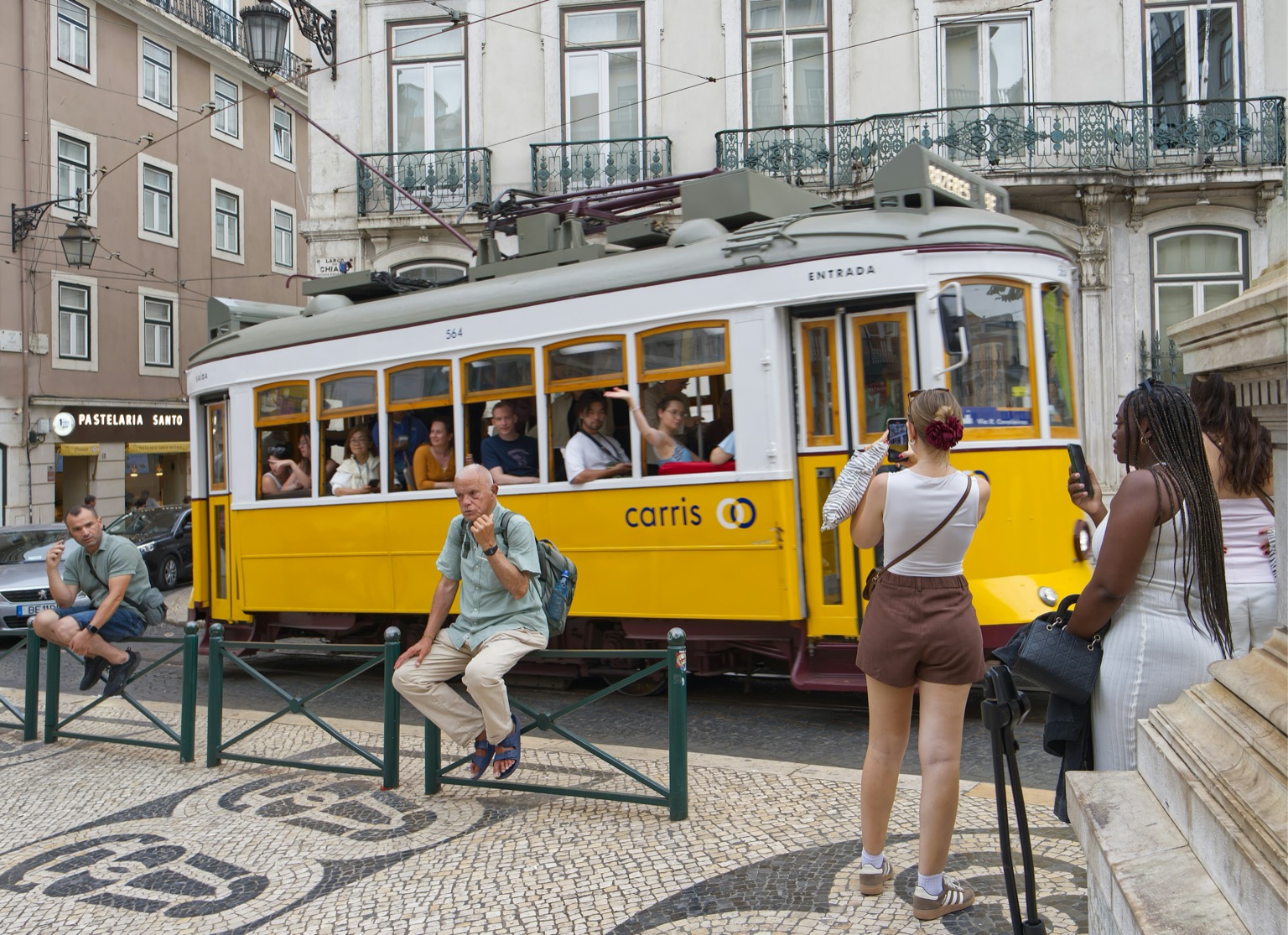 Buying vs Renting a Home in Portugal After Your Golden Visa – Quality of Life Comparison